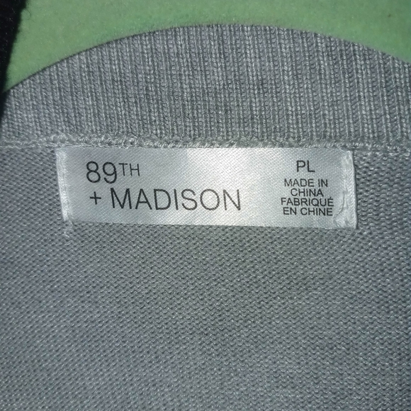 Sweater - Picture 3 of 4